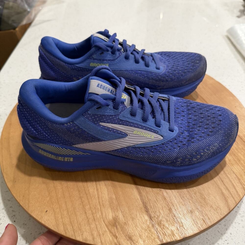 Brooks Shoes Women 7 Adrenaline GTS 24 Running Sneakers Blue Comfort Gym Outdoor